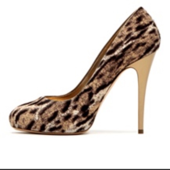 CASADEI featured in VOGUE calf hair Leopard pump heels gold sz 8.5